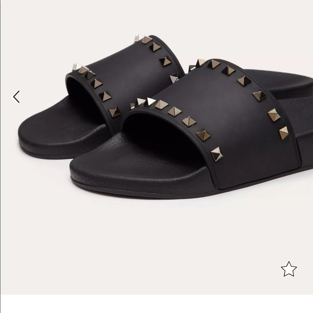 VALENTINO Rockstud Rubber Slider Sandal🖤 - Picture 5 of 15